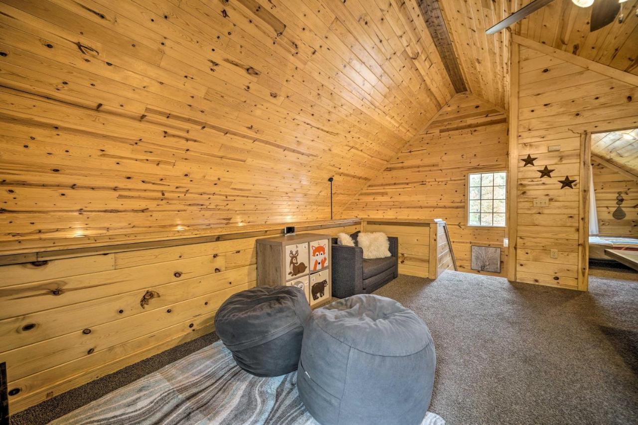 Cabin With Hot Tub And Games, 4 Mi To Beavers Bend! โบรคเคนโบว์ ภายนอก รูปภาพ